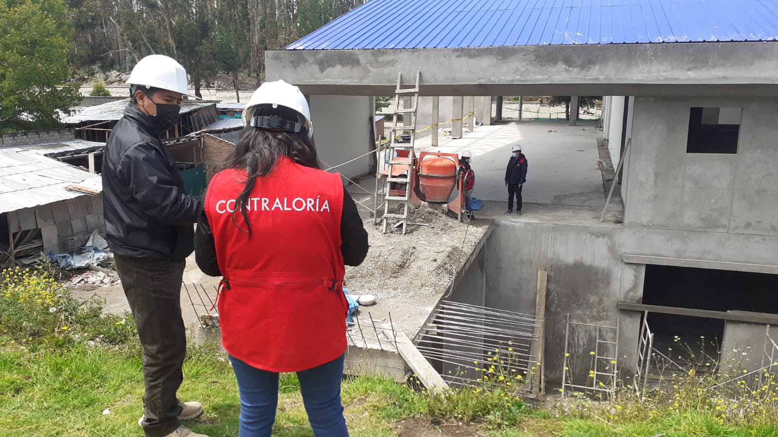 Auditores se evidenciaron falta de experiencia y de habilitación profesional de especialistas en Arquitectura y Estructuras.