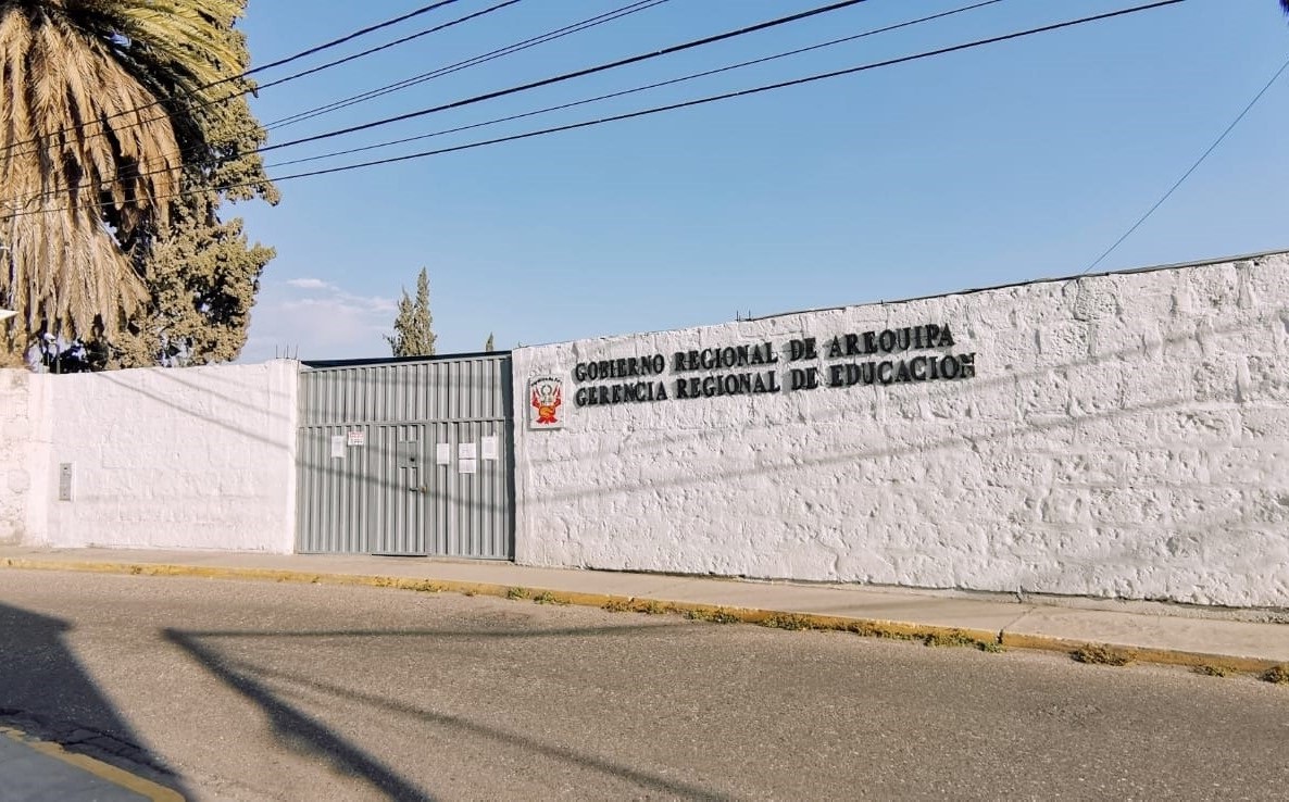 La Contraloría alertó a la Gerencia Regional de Educación sobre el incumplimiento del pago de aportaciones a EsSalud correspondientes a los trabajadores del sector.