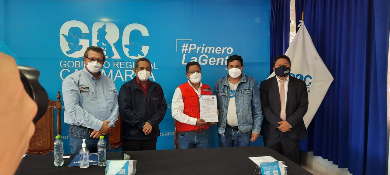 Alcalde de Chalamarca firmó convenio con el Gobierno Regional