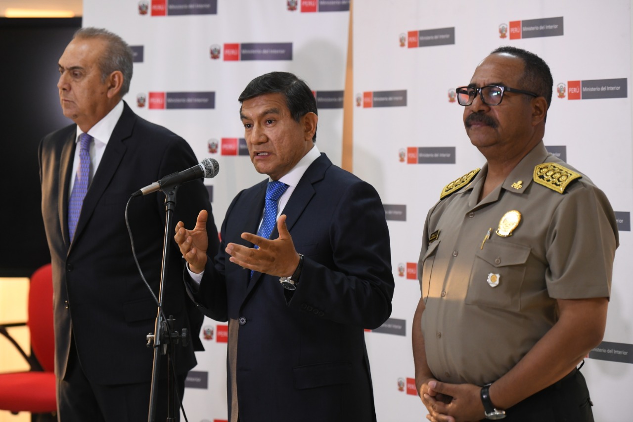 Ministro Morán destaca convenio firmado con Luz del Sur en favor de efectivos que cumplan destacada labor.
