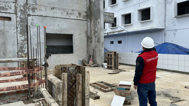 Auditores supervisan trabajos del Hospital Santa María de Cutervo.