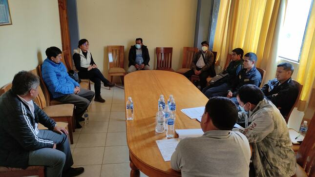 Integrantes del CODISEC Chalamarca.