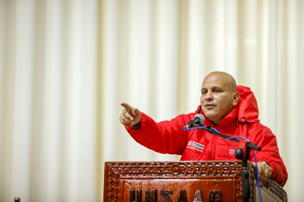 Ministro de Cultura en Cusco: “Debemos mantener el equilibrio en el cuidado del patrimonio cultural y la actividad económica”