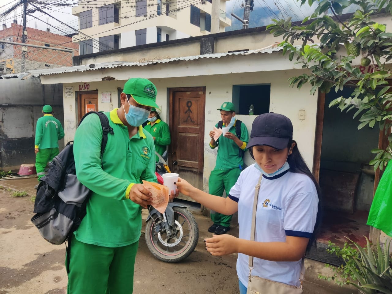 Un compartir de reconocimiento al trabajo en residuos sólidos