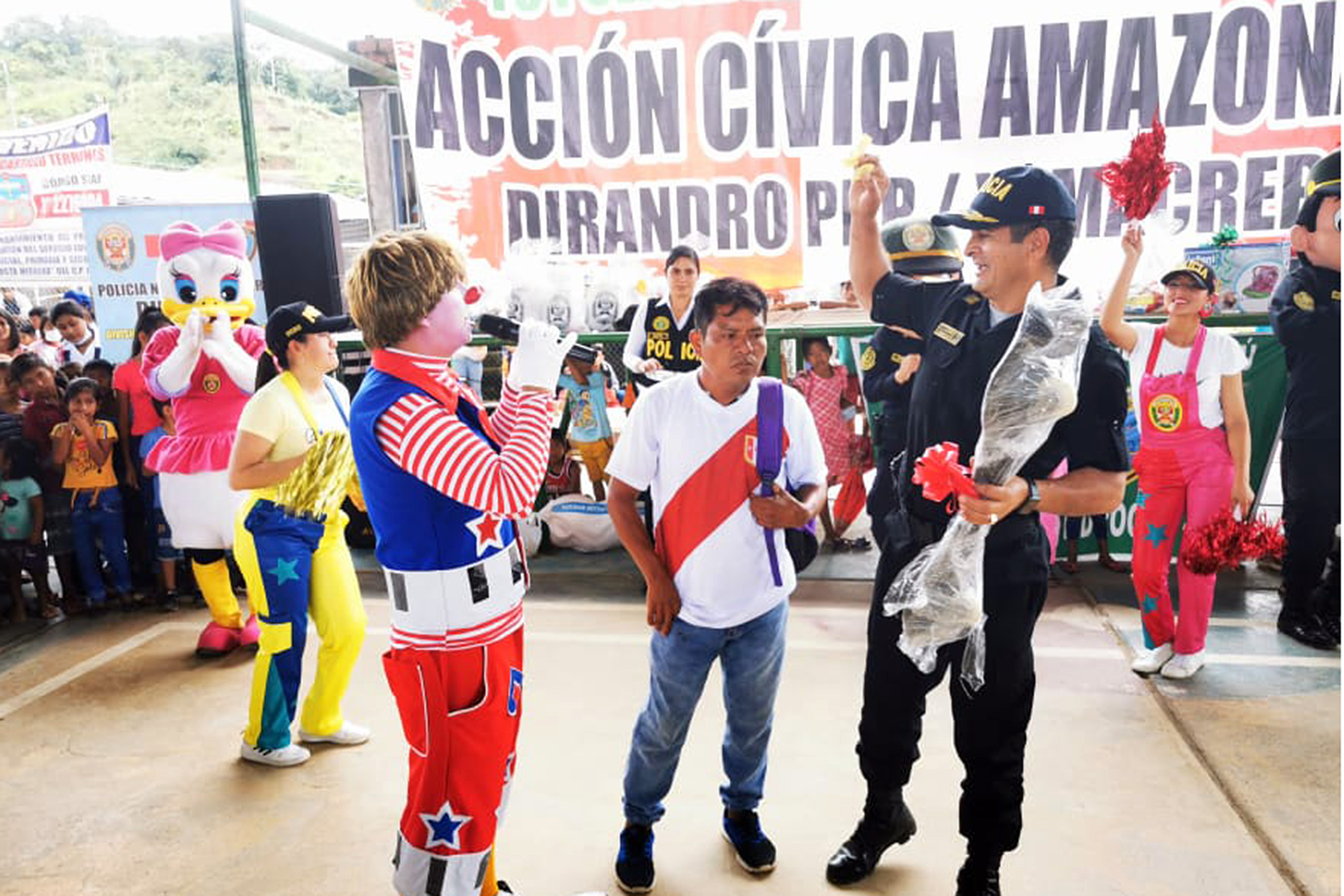 Amazonas: Policía Nacional realizó acción cívica en Chiriaco para luchar contra el tráfico ilícito de drogas