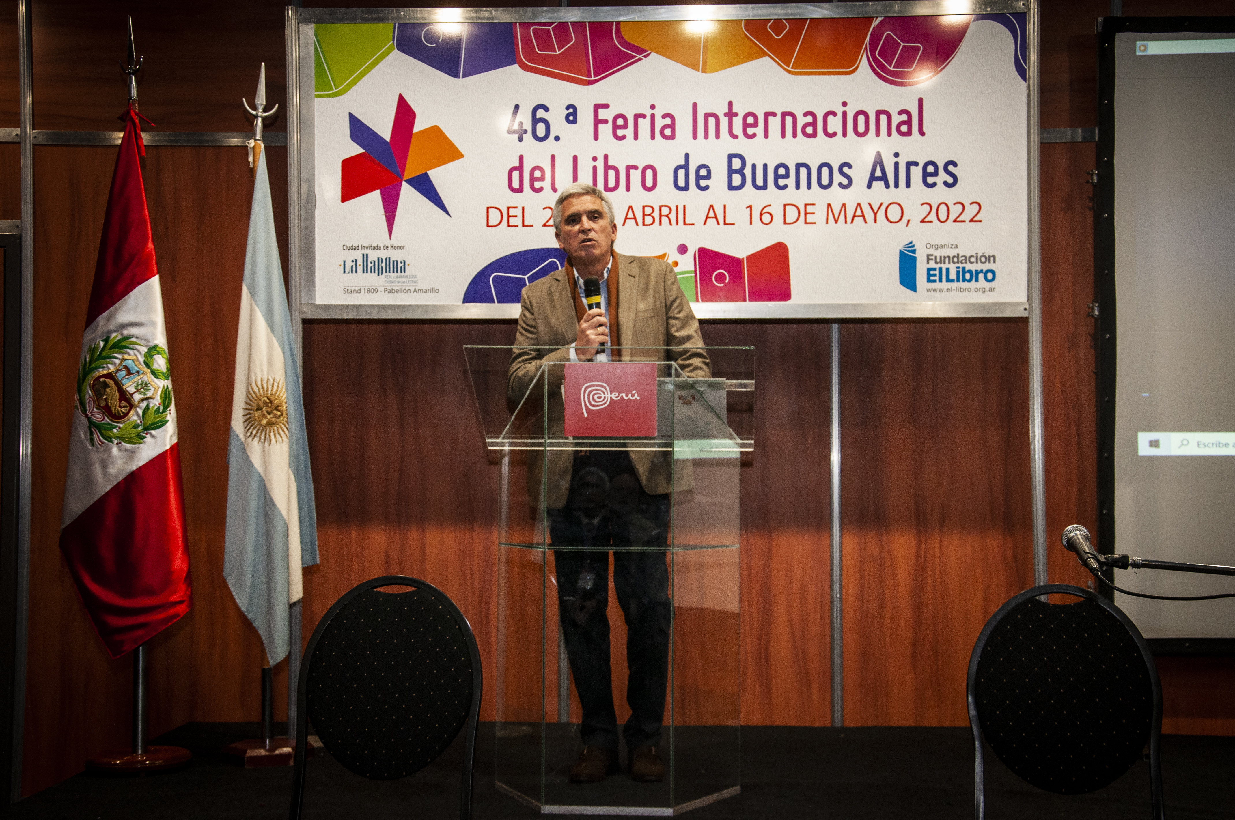 Con danzas y música, se celebró el Día de Perú en la 46ª. Feria Internacional del Libro de Buenos Aires