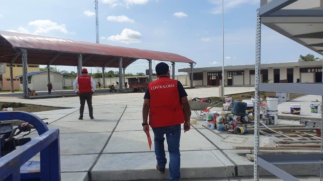 Auditores inspeccionan obra en colegio de Zarumilla Tumbes