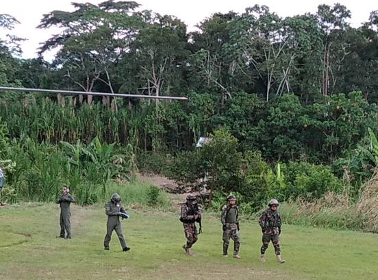 Encuentran sanos y salvos a los cuatro niños asháninkas extraviados en selva de Ucayali.