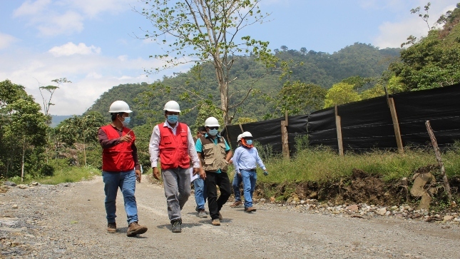Contraloría advierte incumplimiento de especificaciones técnicas en obras del camino vecinal de Lamas
