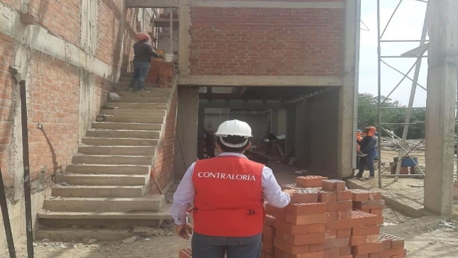 Auditores realizan supervisión a Universidad Nacional de Tumbes