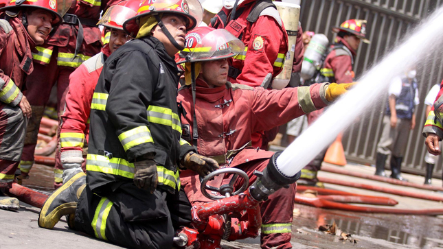 Mininter gestionó inversiones por más de s/ 8 millones para equipar a bomberos