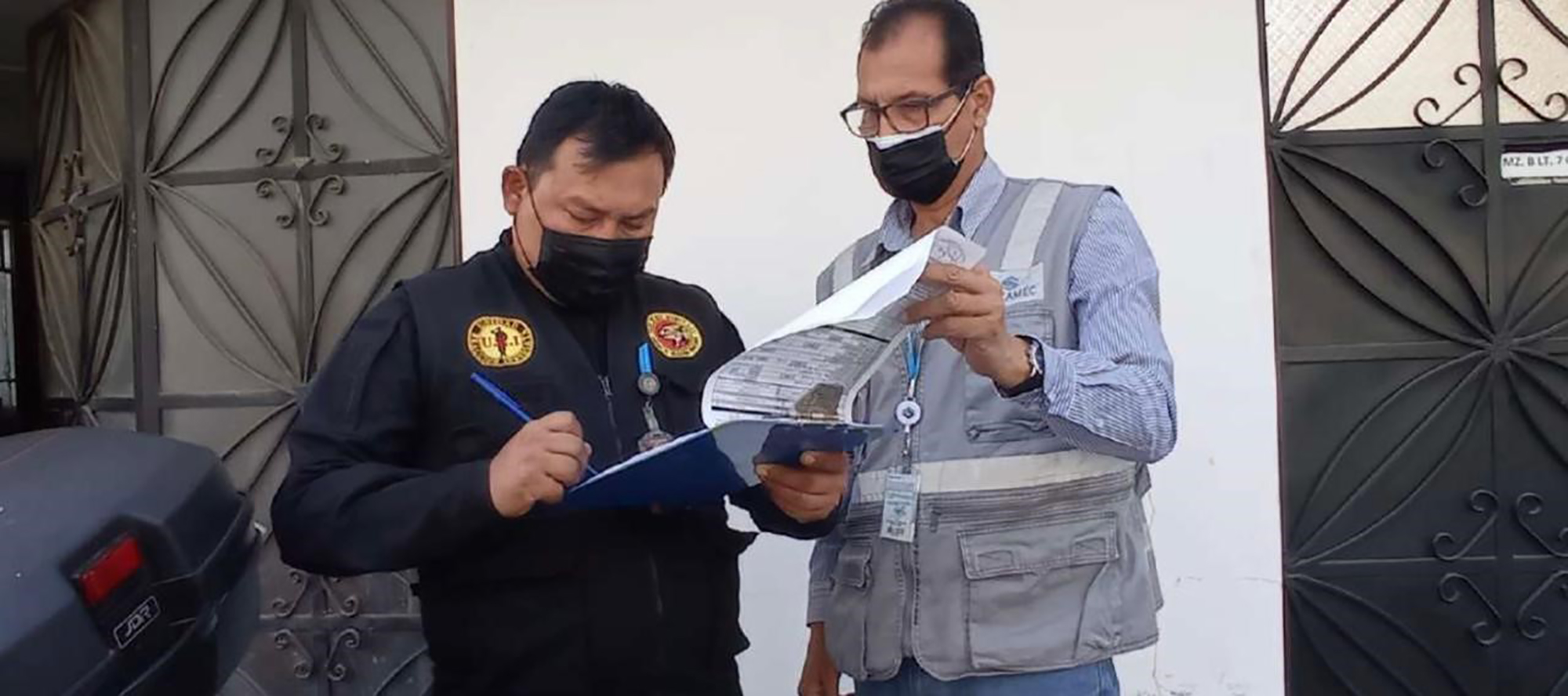 Intervienen empresa que brindaba servicios de seguridad sin autorización en San Juan de Lurigancho. Personal de la Sucamec constató que la empresa The Best Security S.A.C. no tenía autorización de funcionamiento. La PNP inició investigación por el delito de usurpación de funciones.