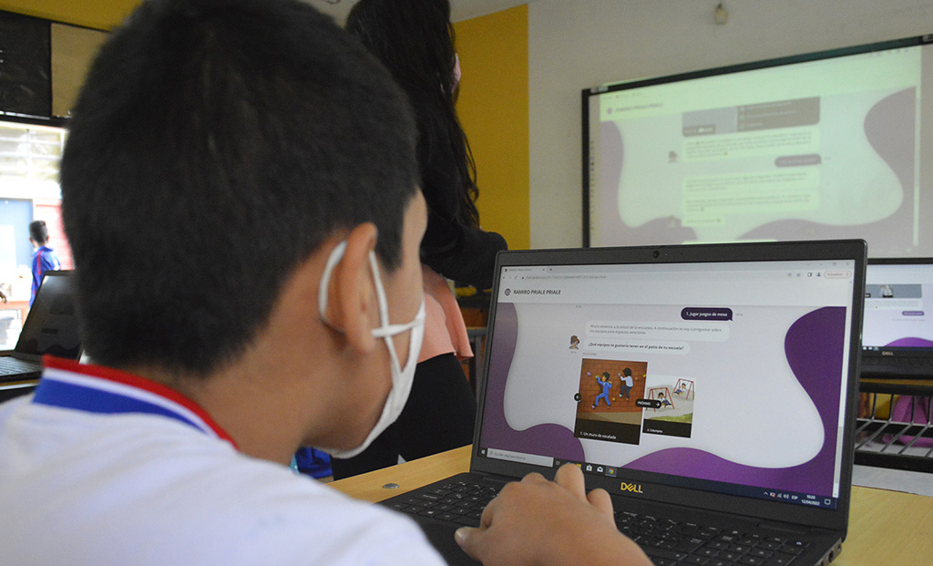 Presentamos resultados de la encuesta interactiva Katibot aplicada en 13 escuelas del país