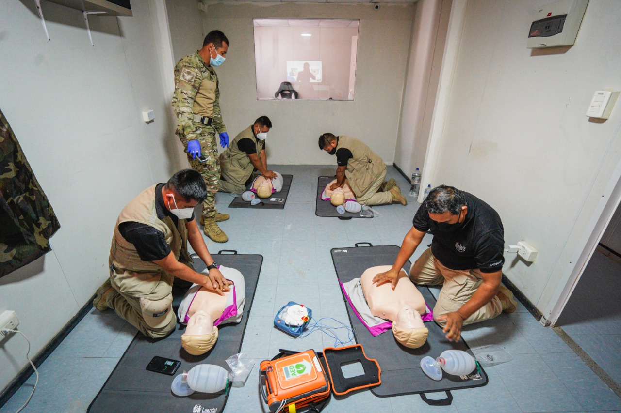 Personal de seguridad recibe capacitación en primeros auxilios