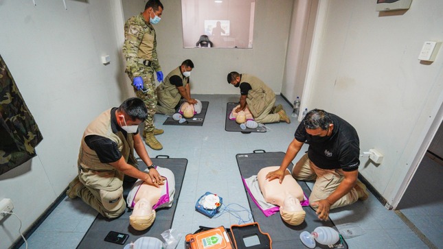 Personal de seguridad recibe capacitación en primeros auxilios