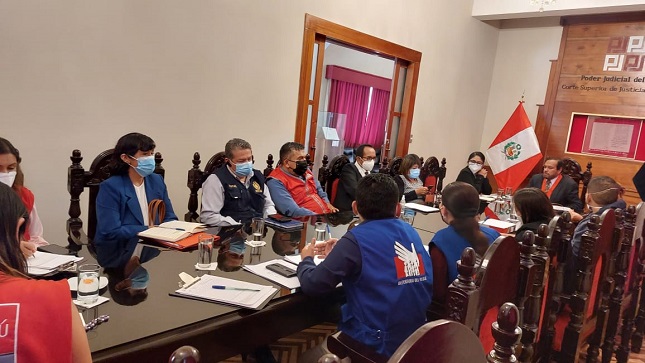 Reunión interinstitucional en Huánuco