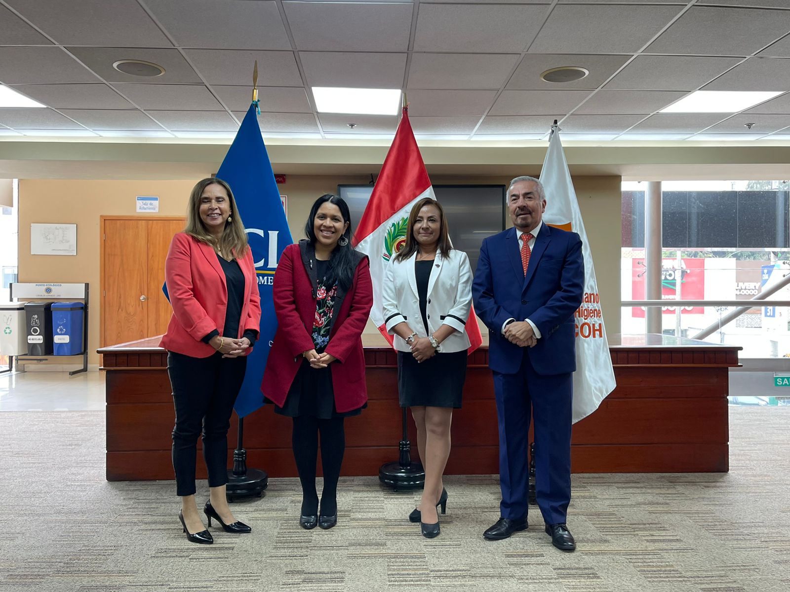 MIMP participó en presentación de Protocolo interno de Avon