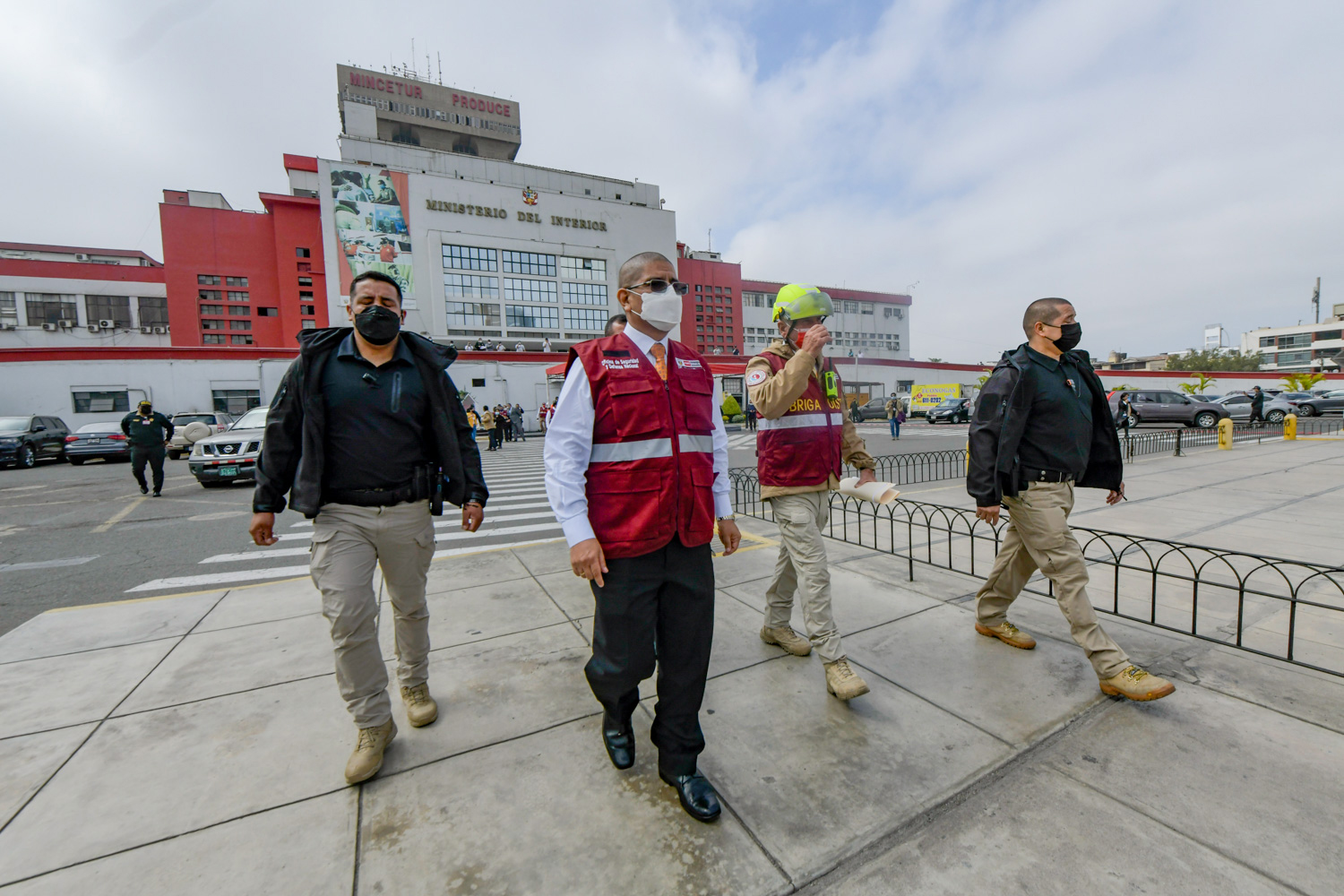 Servidores del mininter demostraron cultura preventiva en simulcaro muiltipeligro