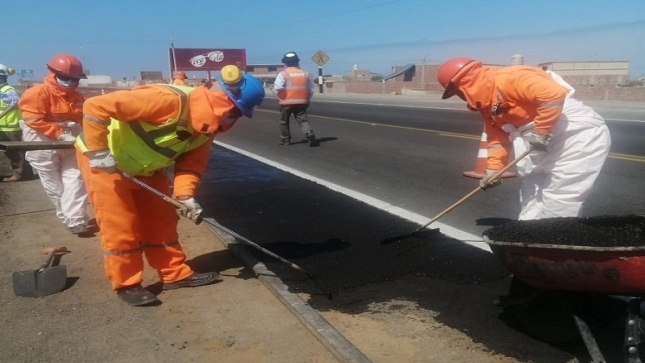 Contraloría alerta deficiencias en servicio de conservación vial de 65 millones de soles en sur peruano