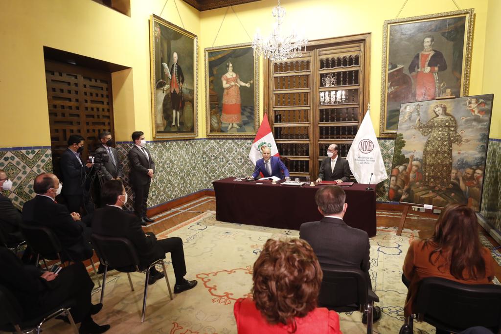 Alejandro Salas: “Bienes repatriados nos ayudan a identificarnos como peruanos, en un momento en el cual nuestro país necesita identidad"