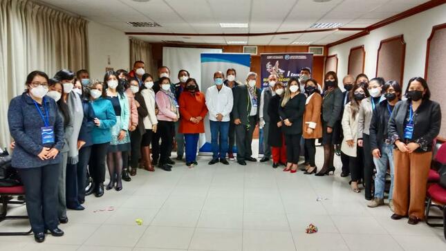 Regiones articulan acciones en taller Macrorregional de Salud en el contexto de la COVID-19