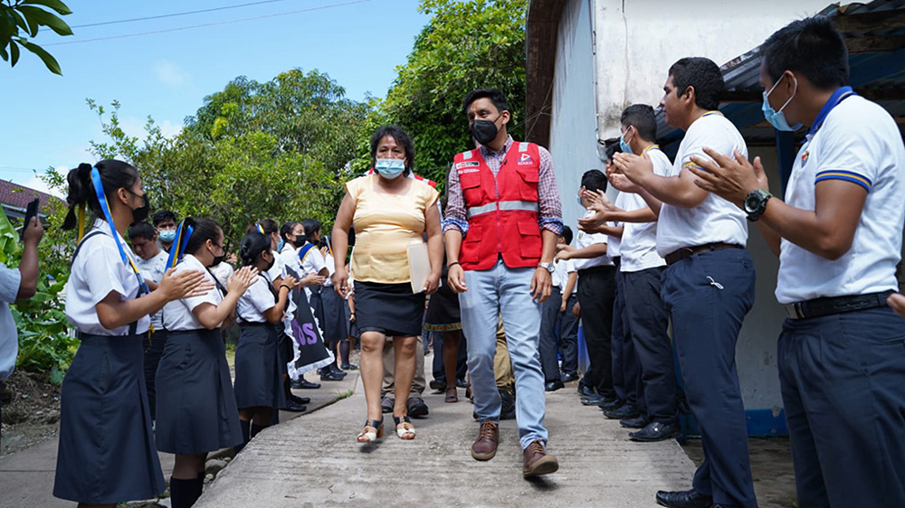 Escuelas Bicentenario realizó reunión participativa con comunidad educativa de IE Fernando Carbajal en Ucayali