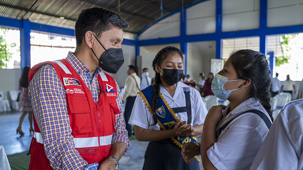 Escuelas Bicentenario realizó reunión participativa con comunidad educativa de IE Fernando Carbajal en Ucayali