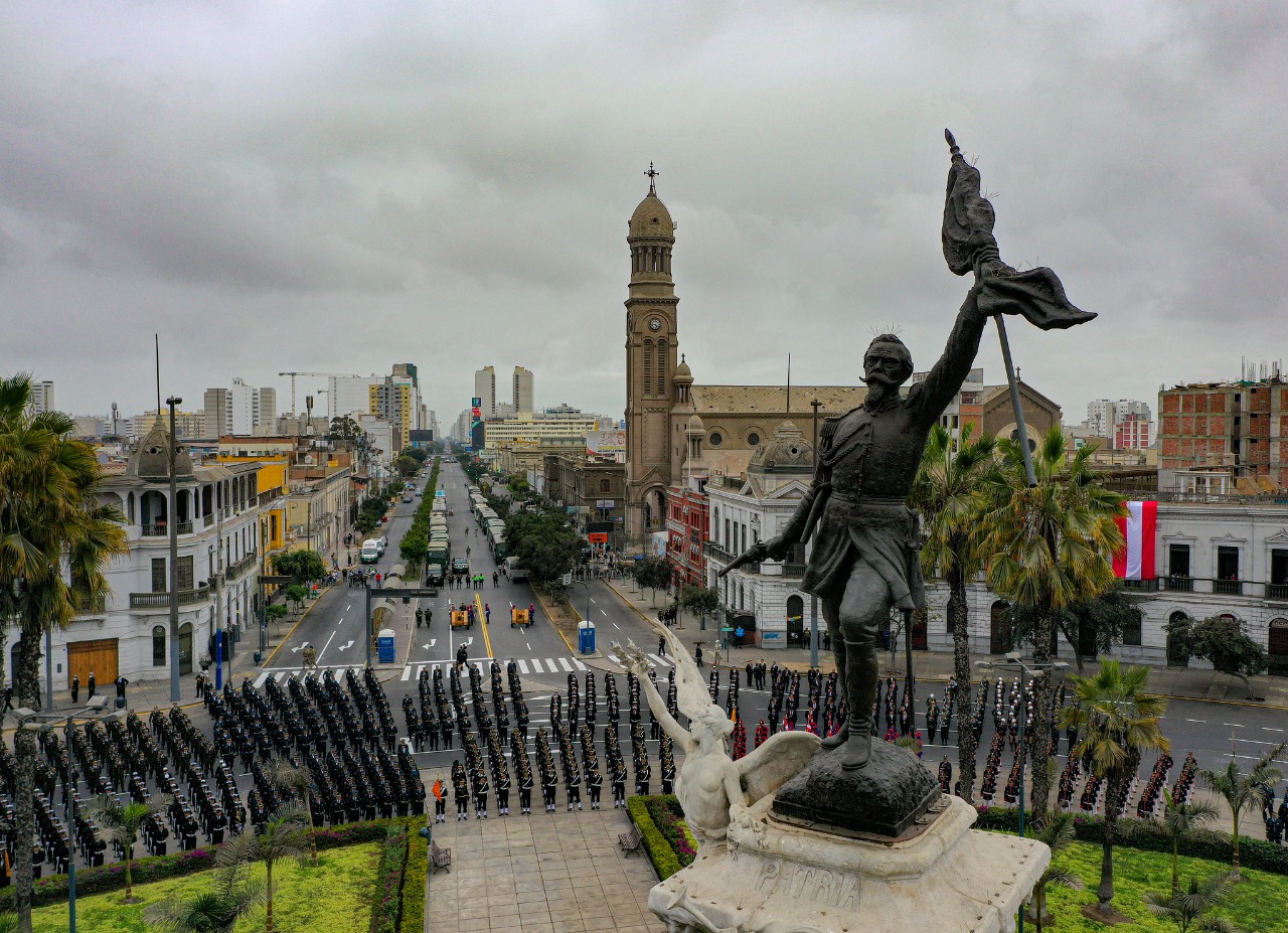 Foto de la Plaza Bolognesi