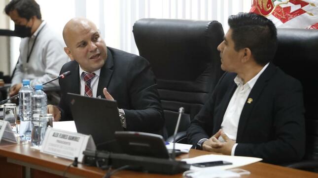 Alejandro Salas: “Estamos trabajando proyecto normativos para garantizar que gobiernos regionales y locales puedan invertir en la cultura”