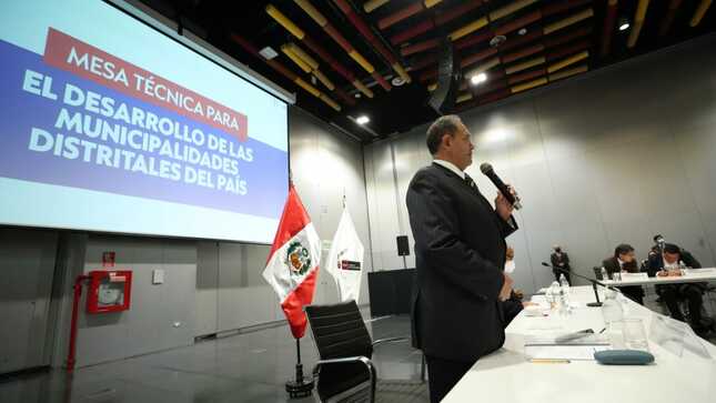Ministro de Defensa en la Mesa Técnica de Desarrollo de Municipalidades Distritales