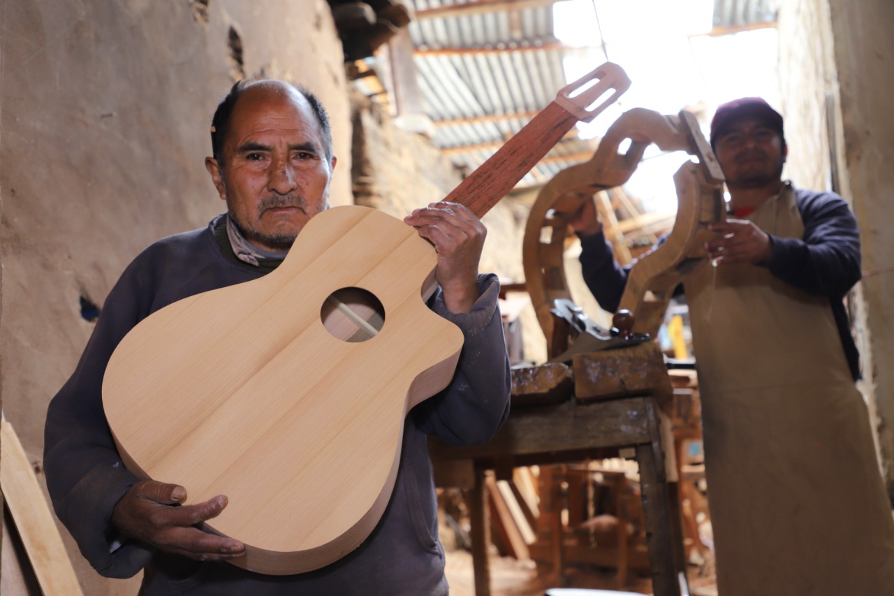 Cajamarca: Declaran Patrimonio Cultural de la Nación a la producción de instrumentos musicales de cuerda de Namora