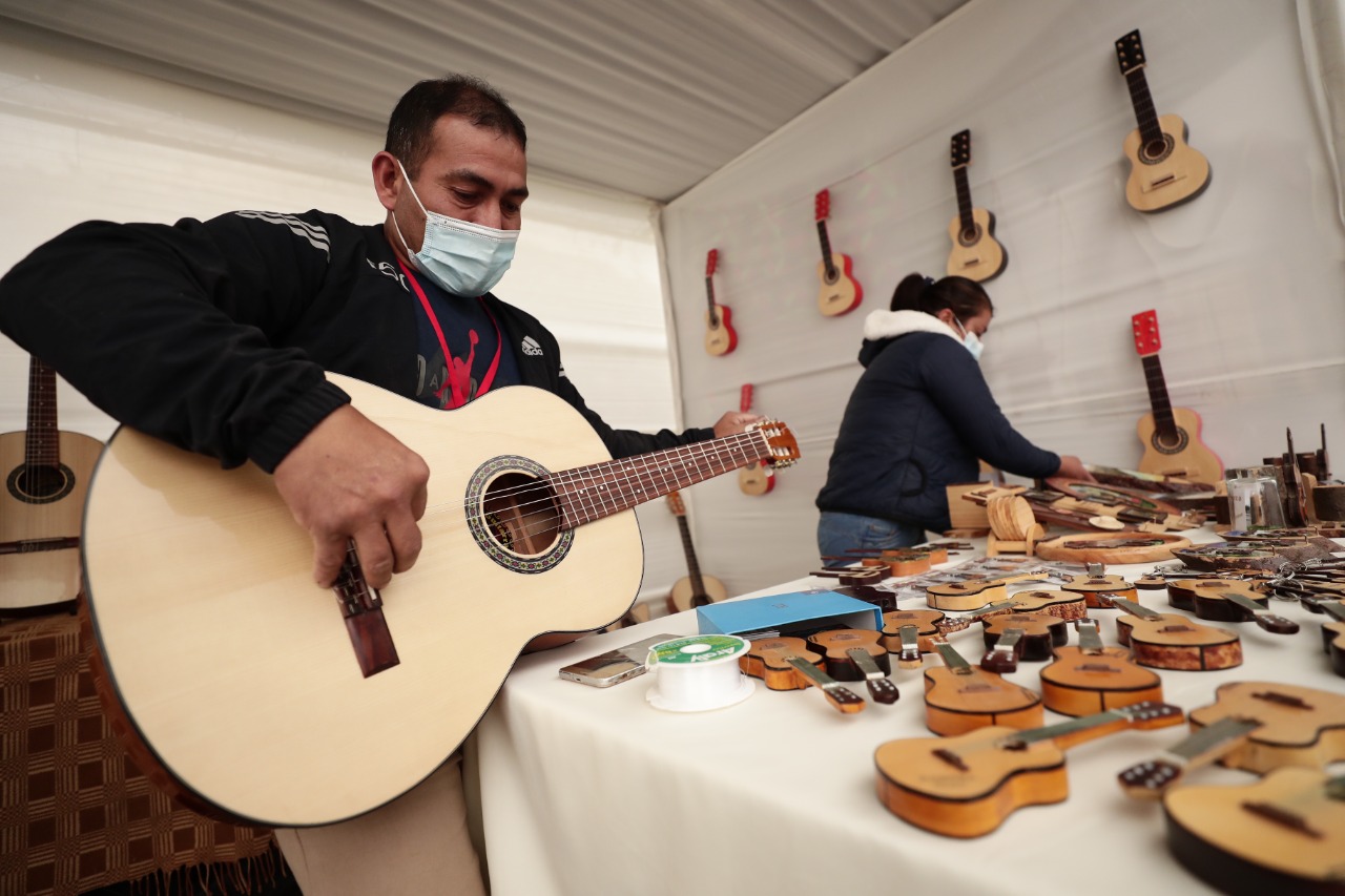 Cajamarca: Declaran Patrimonio Cultural de la Nación a la producción de instrumentos musicales de cuerda de Namora