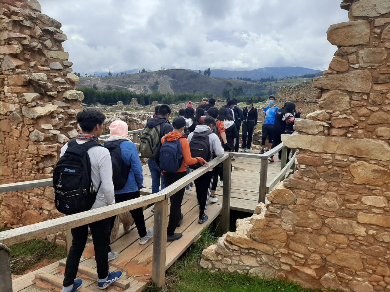 La Libertad: Más de 70 escolares realizaron una visita interpretativa en Wiraqochapampa