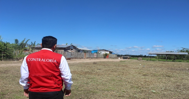 Contraloría alerta deficiencias en expediente técnico de obra de saneamiento en Coronel Portillo