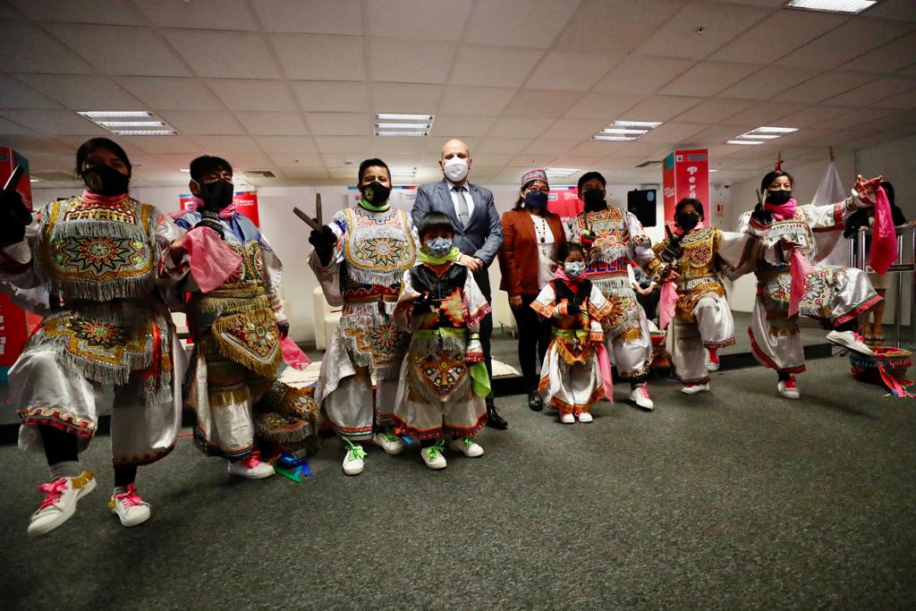 Ministro de Cultura: “Los políticos estamos para trabajar y sacar adelante al Perú que espera mucho de nosotros”