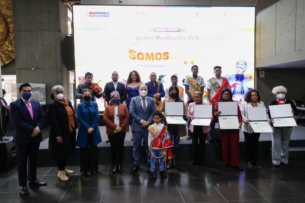 Cinco destacados representantes del pueblo afroperuano recibieron el reconocimiento de Personalidad Meritoria de la Cultura