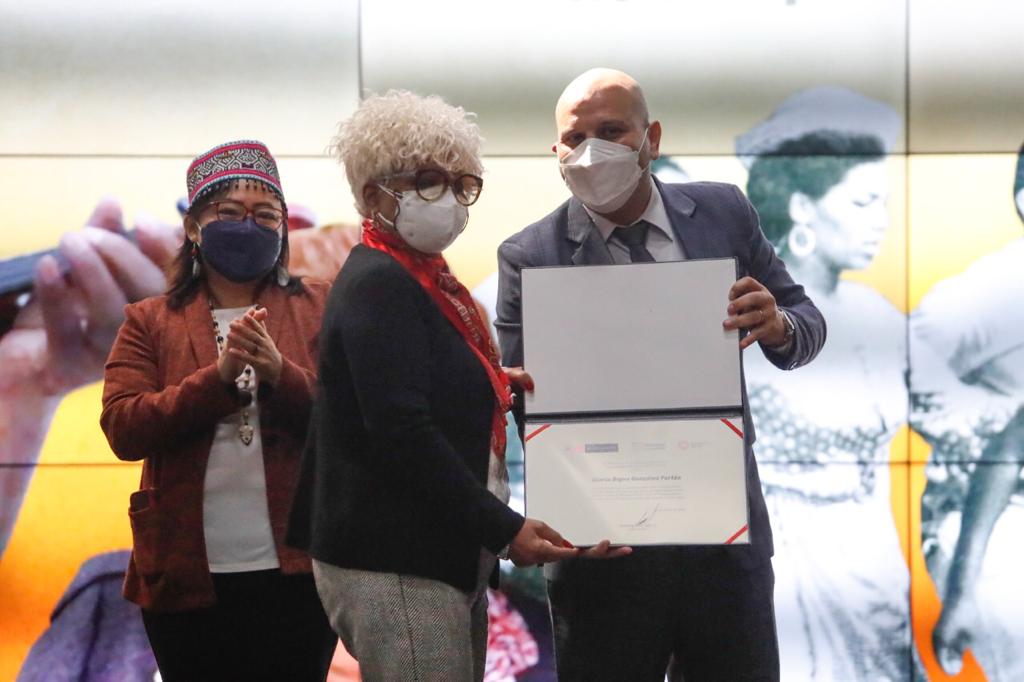 Cinco destacados representantes del pueblo afroperuano recibieron el reconocimiento de Personalidad Meritoria de la Cultura
