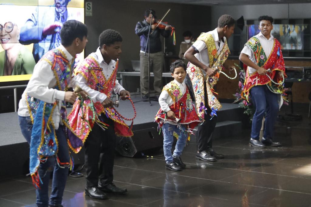 Cinco destacados representantes del pueblo afroperuano recibieron el reconocimiento de Personalidad Meritoria de la Cultura