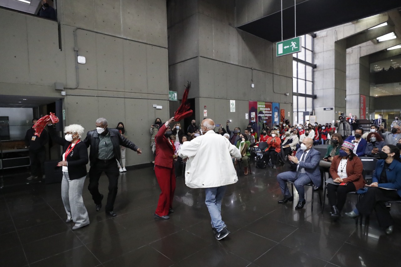 Cinco destacados representantes del pueblo afroperuano recibieron el reconocimiento de Personalidad Meritoria de la Cultura
