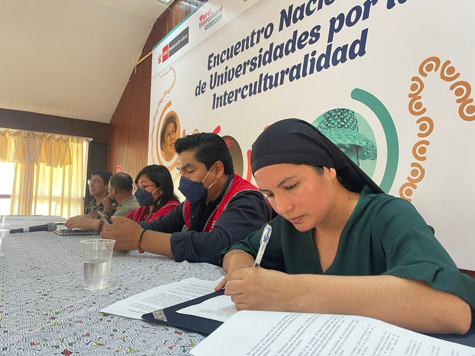 Ministerio de Cultura: Estudiantes del país firmaron la Declaración de Juventudes por la Interculturalidad