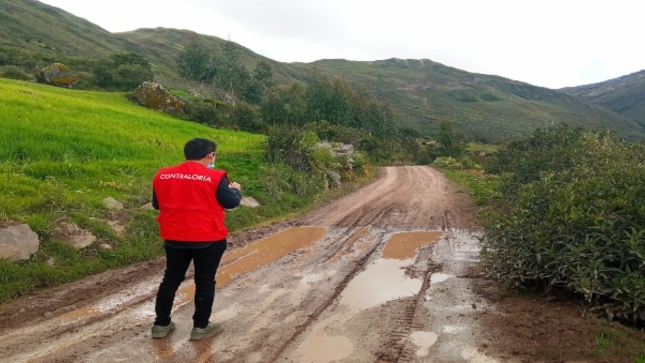 Mantenimientos de caminos vecinales de la provincia de Tayacaja se realizó sin tomar en cuenta el plan de trabajo