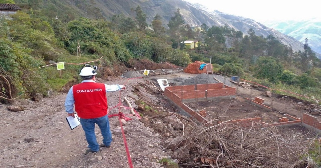 Contraloría alerta posible perjuicio por pago de trabajos no ejecutados en colegio de Yanano