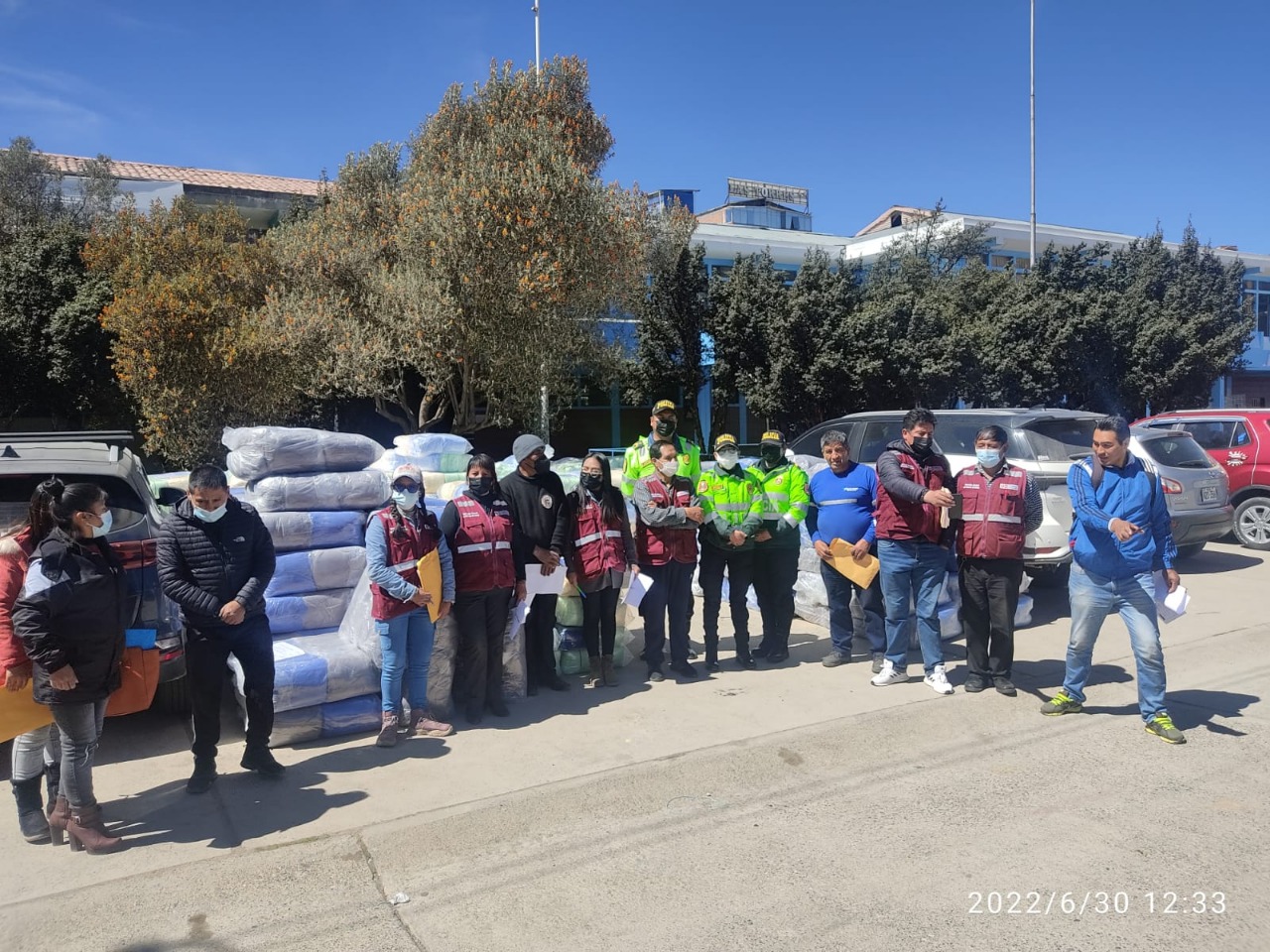 Distribución de kits de abrigo
