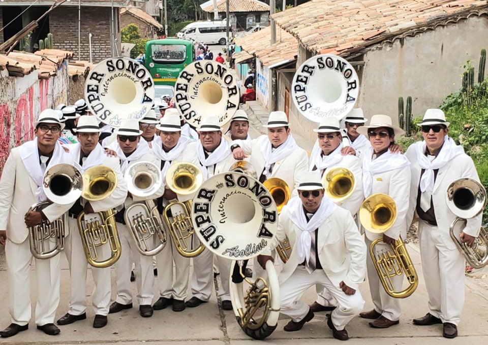 Ministerio de Cultura otorga distinción de Personalidad Meritoria de le Cultura a la Asociación Musical Internacional Super Sonora Acollina