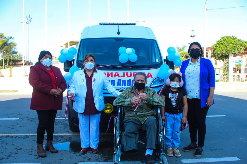 DONACIÓN DE AMBULANCIA TIPO II POR EL PUERTO DE PARACAS