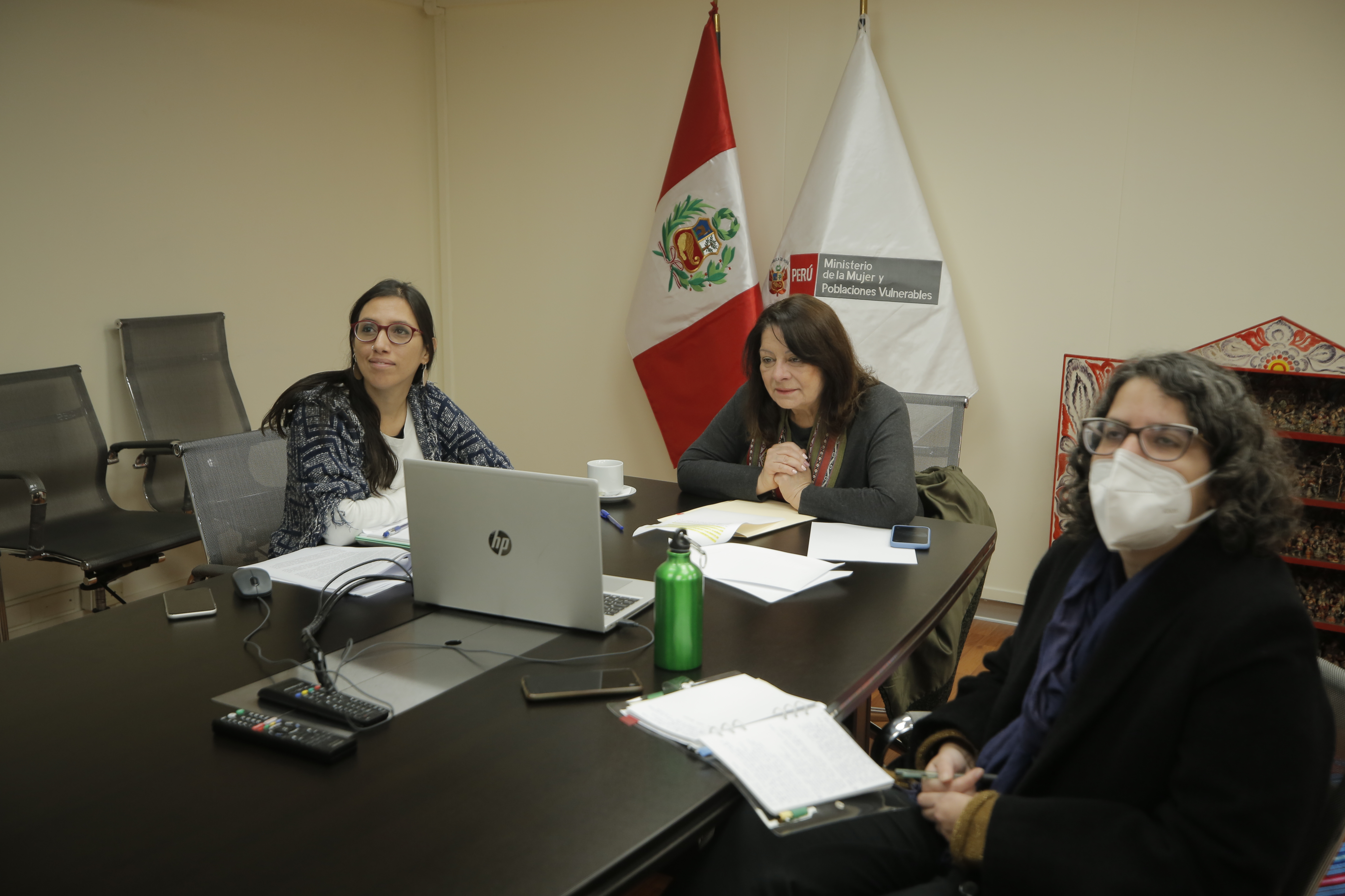 Taller de Intercambio de experiencias sobre diseño, aprobación e implementación de sistemas o políticas de cuidados