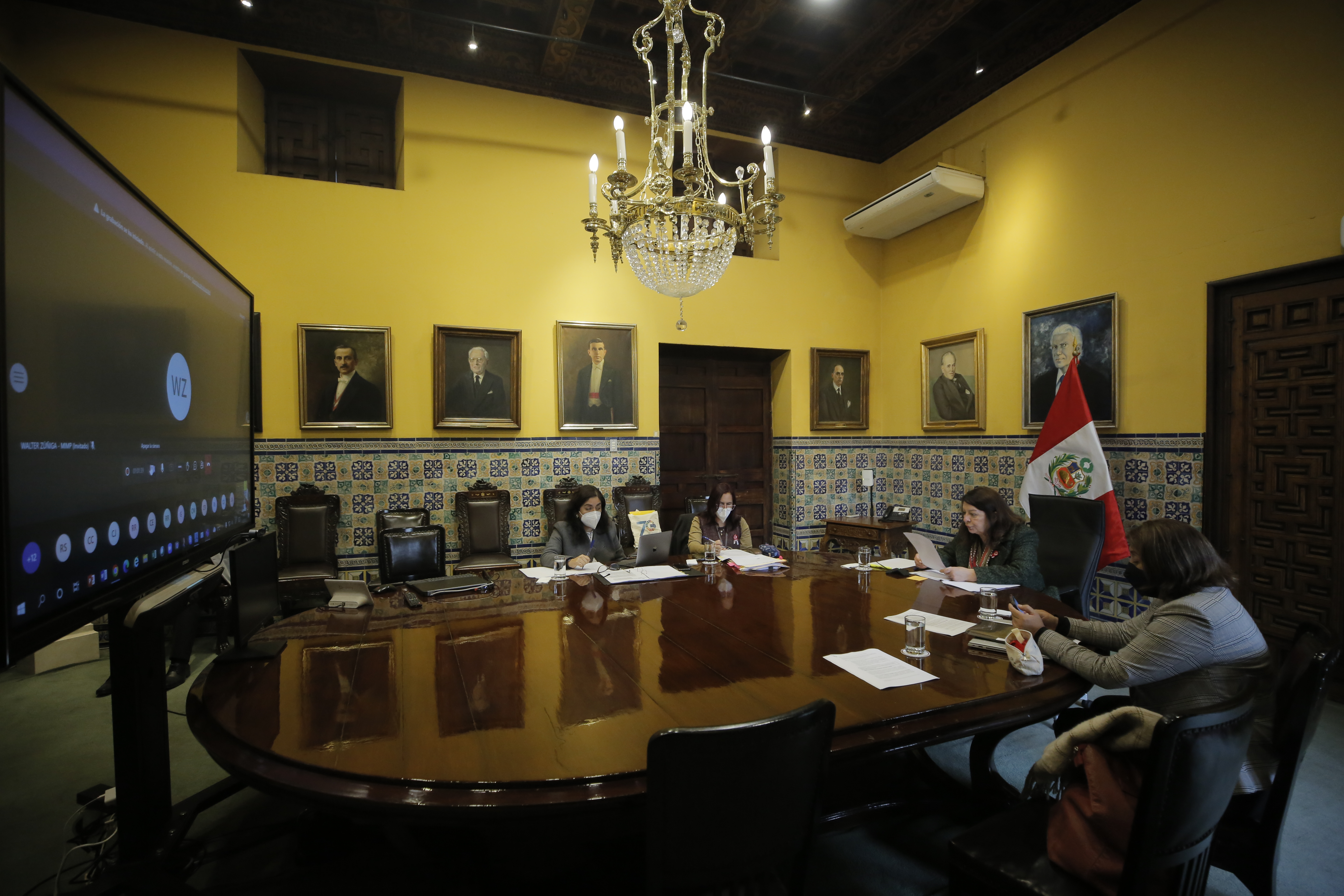Presentación de Diana Miloslavich en la Comisión de Mujer y Familia del Congreso
