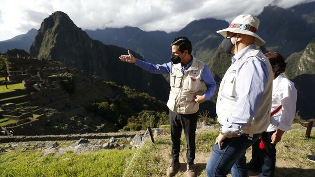 Ministro Alejandro Salas presentó la propuesta de incremento excepcional y temporal de los visitantes a la Llaqta Inka de Machupicchu  