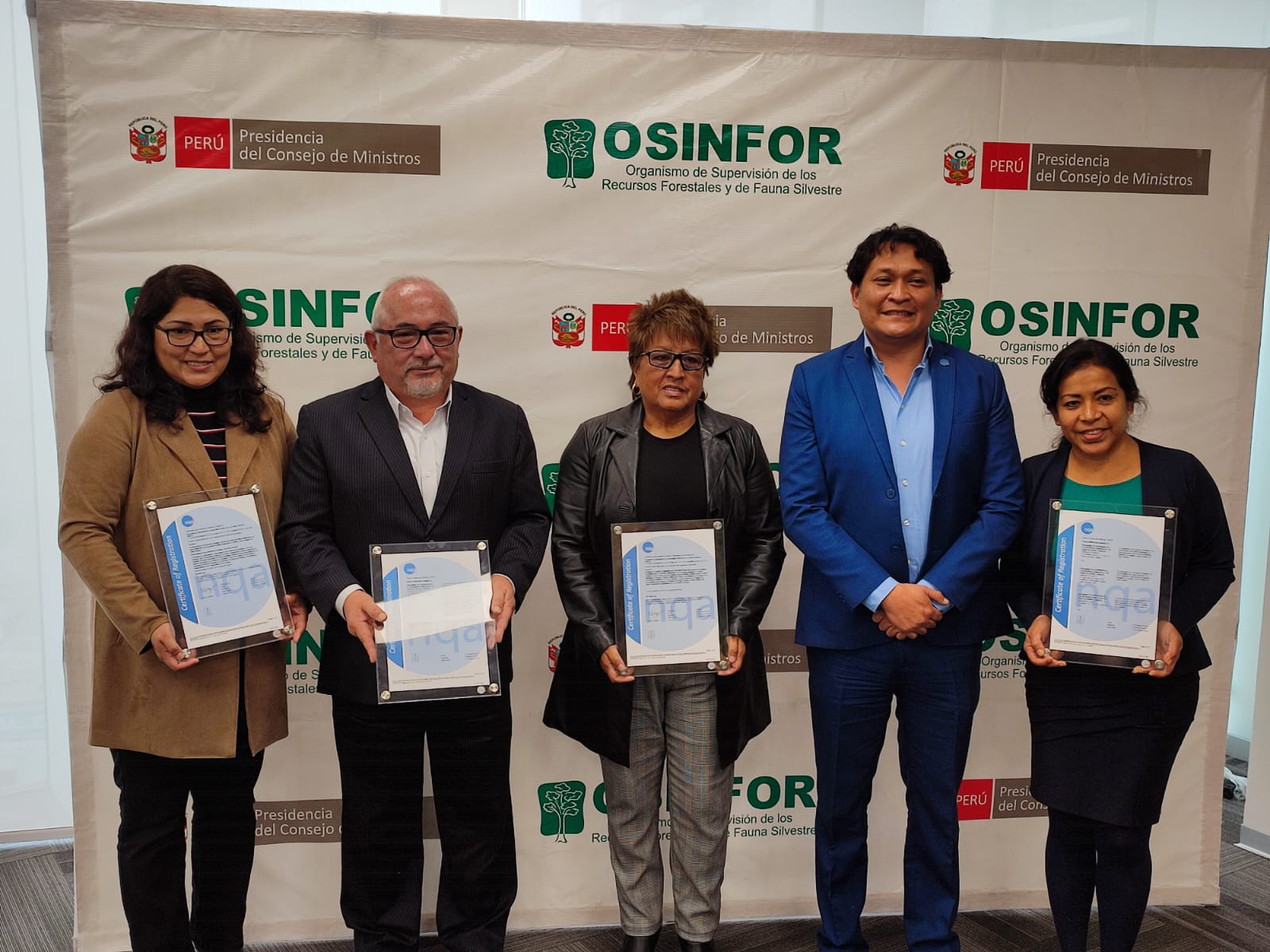 El OSINFOR recibió las certificaciones ISO 9001:2015 e ISO 27001:2013,que aseguran la calidad de los servicios y de la información que ofrece la entidad a los usuarios del bosque.