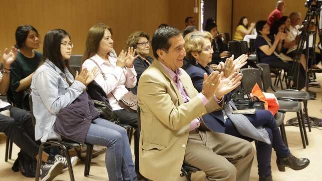 Ministerio de Cultura conmemora aniversario con recital poético-musical en su biblioteca 